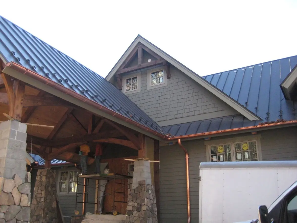 Craftsman Roofing team delivering quality roofing work in Chestnut Point Estates